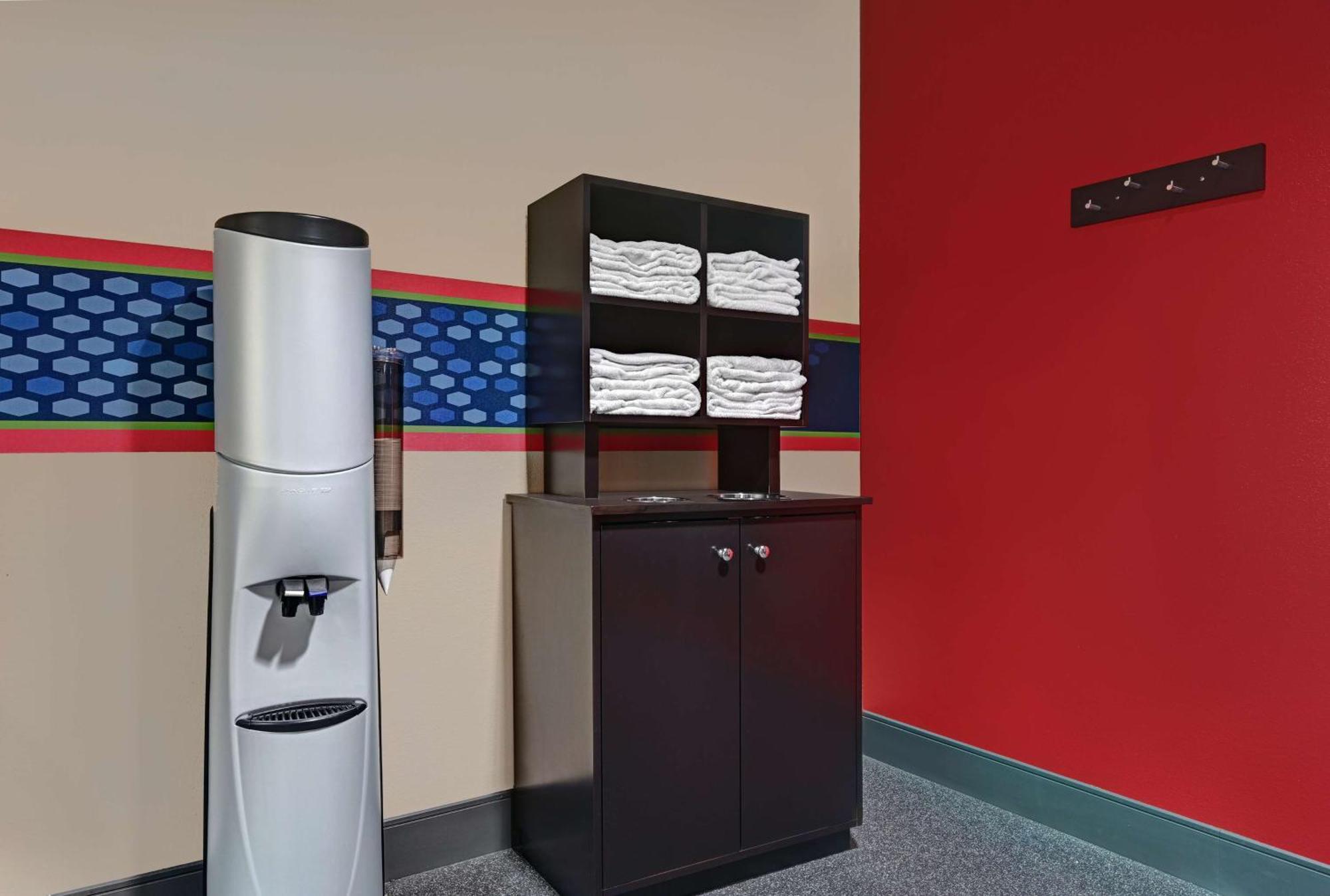Hampton Inn Farmington Esterno foto