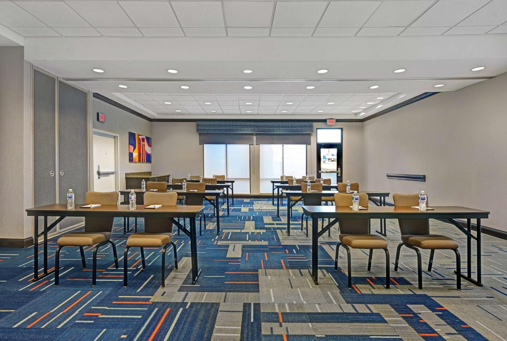 Hampton Inn Farmington Esterno foto